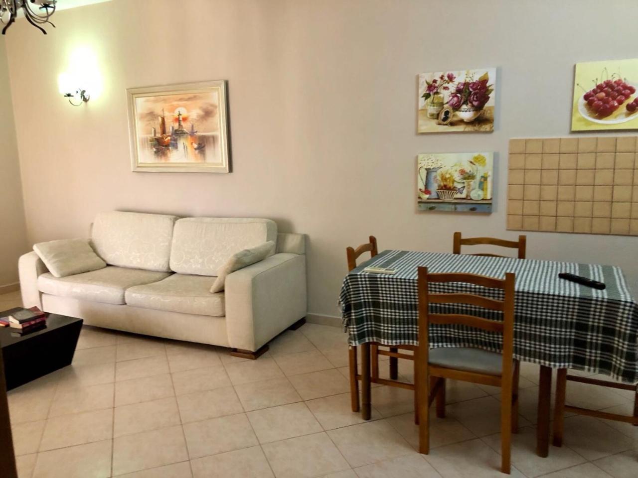 B&B Tirana Smile Екстер'єр фото